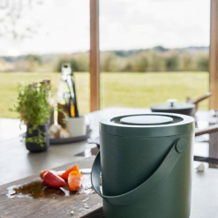 Zone Denmark Matavfallsbeholder Sort 3 L -Köksknivar Försäljning 2022 02 21 14 33 54 1