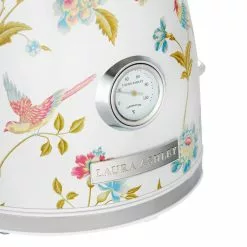 Laura Ashley Laura Ashely Vannkoker 1,7L Hvit/sølv 9 Laura Ashley Laura Ashely Vannkoker 1,7L Hvit/sølv -Köksknivar Försäljning 4. product image laew sda 1.7l kettle