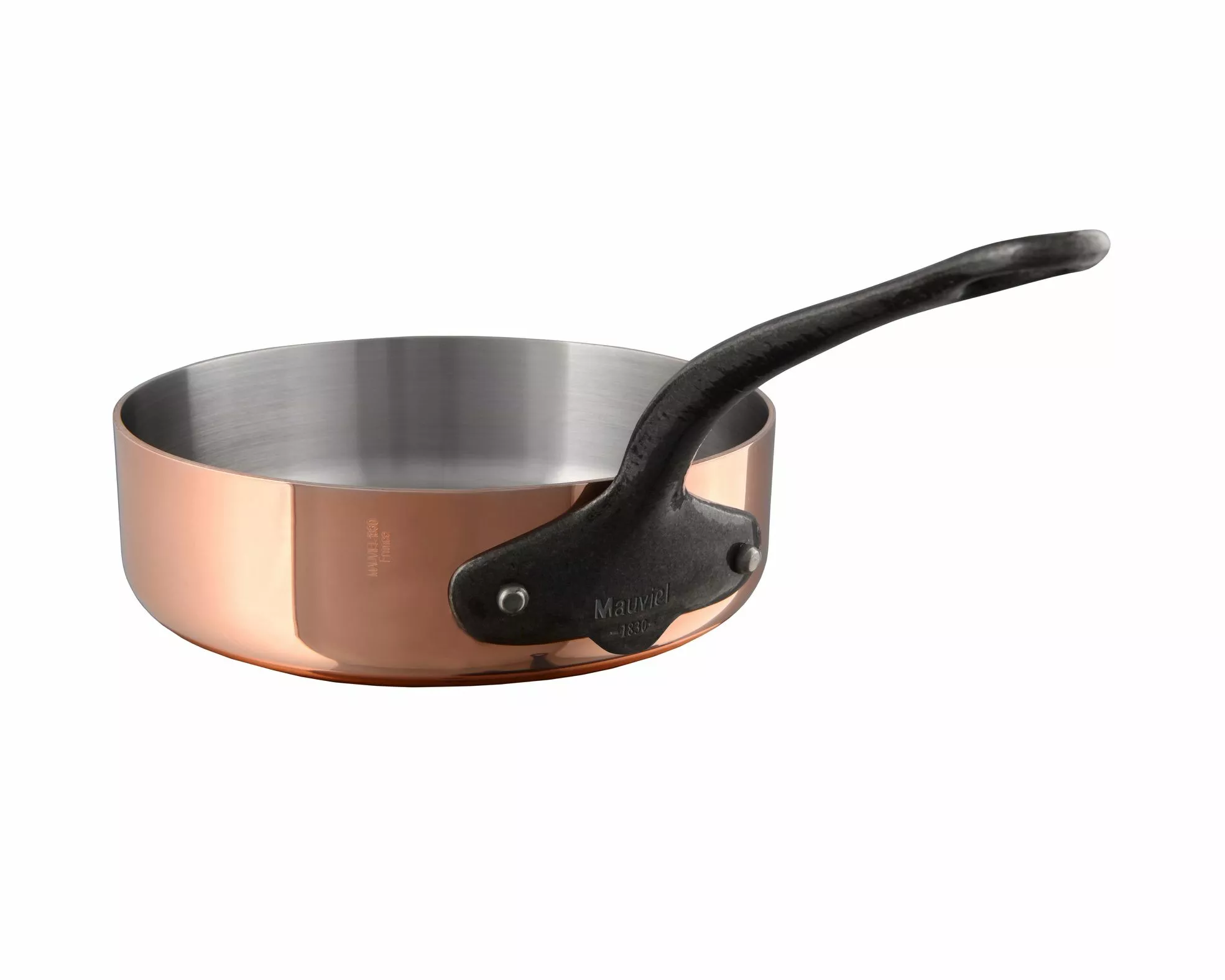 Mauviel M'250 Cuprinox Sautépanna Koppar / Järn - 1,8 Liter 1 Mauviel M'250 Cuprinox Sautépanna Koppar / Järn - 1,8 Liter