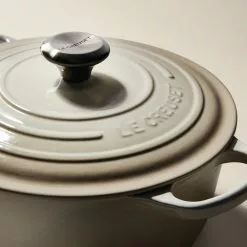 Le Creuset Rund Gryta Maräng 4,2L 24 Cm 18 Le Creuset Rund Gryta Maräng 4,2L 24 Cm -Köksknivar Försäljning 8aw1gfsa 1 1