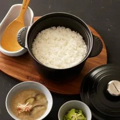 Le Creuset Cocotte Every Risgryte Matt Svart 2L -Köksknivar Försäljning cocotte every lifestyle 5.1565960487 2