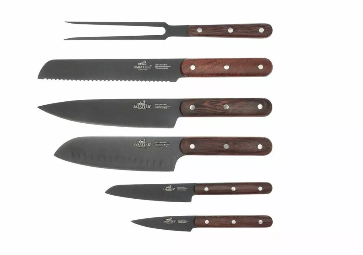 Lion Sabatier Phenix Knivsett Sort/Tre - 6 Deler. Kommer Våren -23. 1 Lion Sabatier Phenix Knivsett Sort/Tre - 6 Deler. Kommer Våren -23.