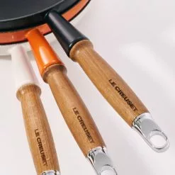 Le Creuset Stekpanna M / Trähandtag Matt Svart 28cm 9 Le Creuset Stekpanna M / Trähandtag Matt Svart 28cm -Köksknivar Försäljning lc 20210923 d ls 00005 2