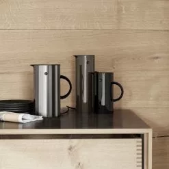 Stelton EM77 Vannkoker Blank 1,5 L. 17 Stelton EM77 Vannkoker Blank 1,5 L. -Köksknivar Försäljning ls 891 em77 electric kettle