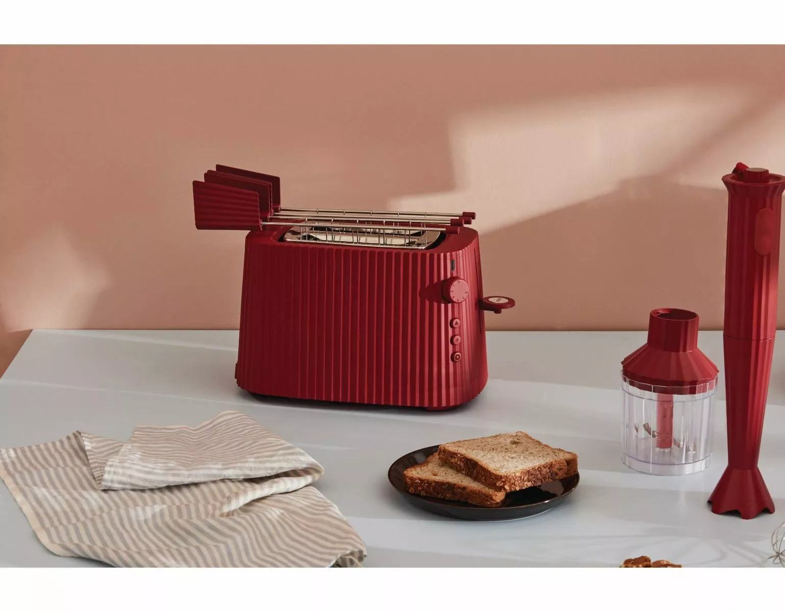 Alessi Plissé Toastrist 2stk Rød 2 Alessi Plissé Toastrist 2stk Rød - Bild 2