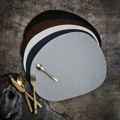 Aida Raw Dining Pieces I Återvunnet Läder Ljusgrå 2 St -Köksknivar Försäljning raw 15486 15487 15488 15489 15495 environment 2019