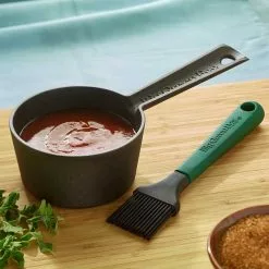 Big Green Egg Cast Pot + Brush -Köksknivar Försäljning sauce pot set with sauce 2 800sq
